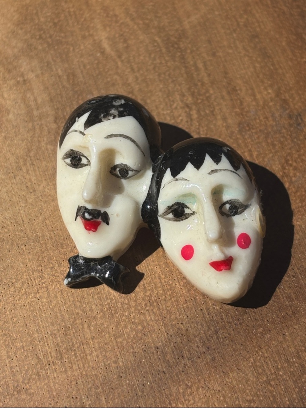 Vintage Couple Face Brooch — Black, White & Red